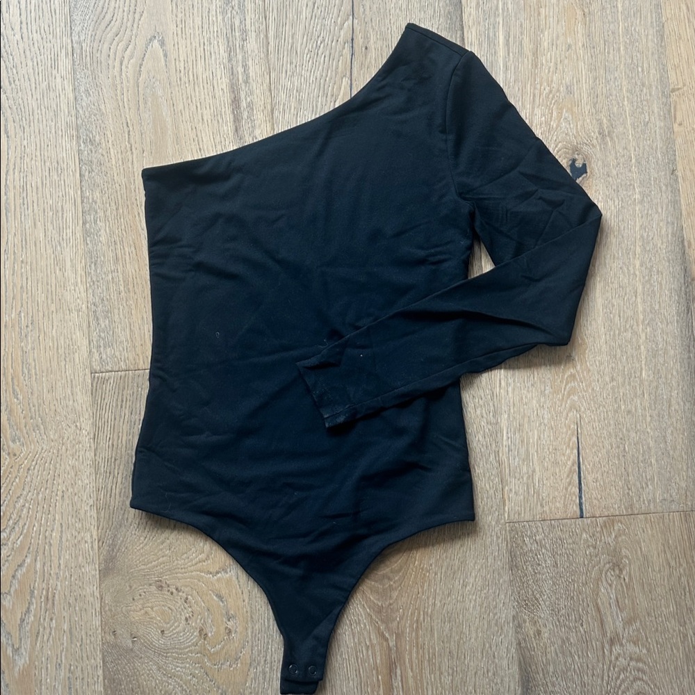 Nuuds One Shoulder Bodysuit